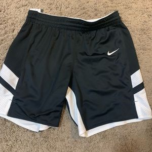 Women’s Nike Reversible Mesh Shorts